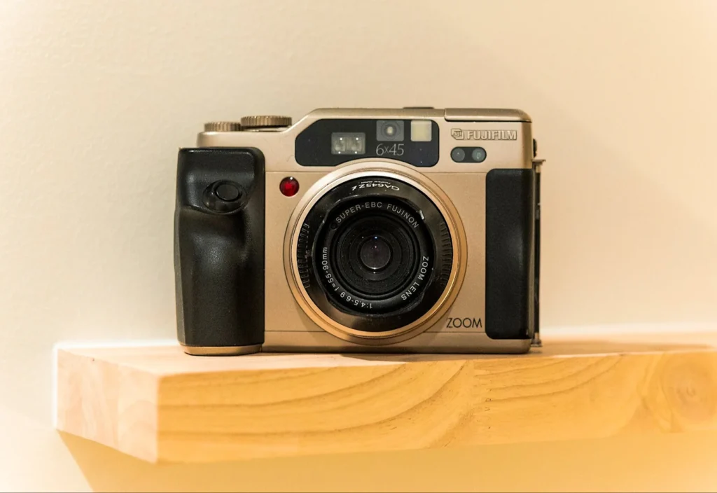 The current image has no alternative text. The file name is: christie-fitzpatrick-fuji-ga645zi-hero.webp